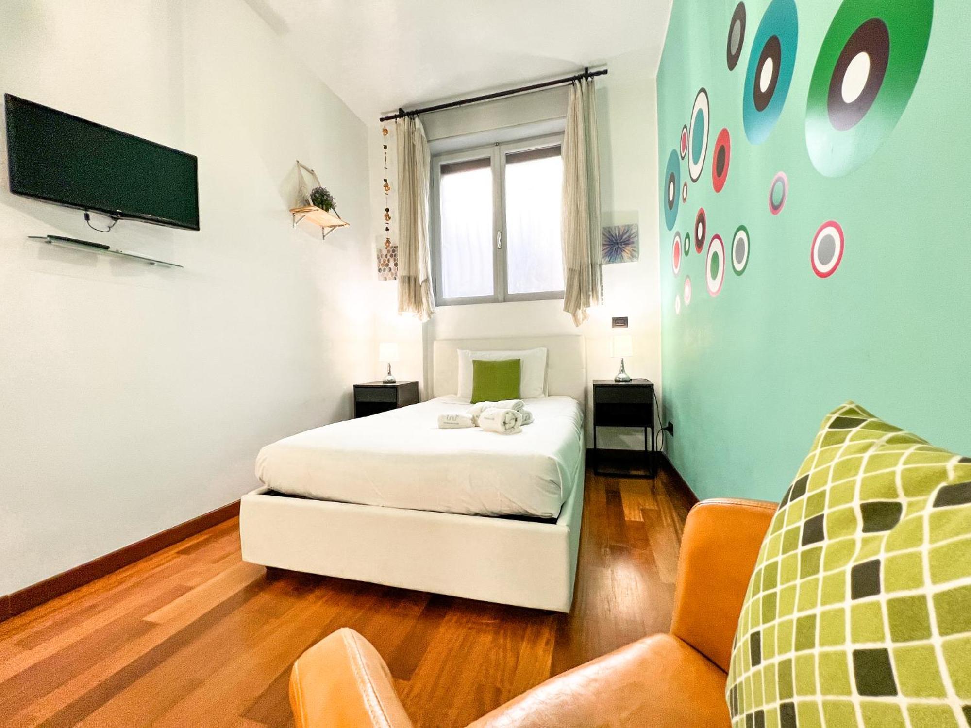 Unique House - 3 Bedrooms & 2 Bathrooms With 4 Beds - 100 Meters To The Metro A Rom Exterior foto