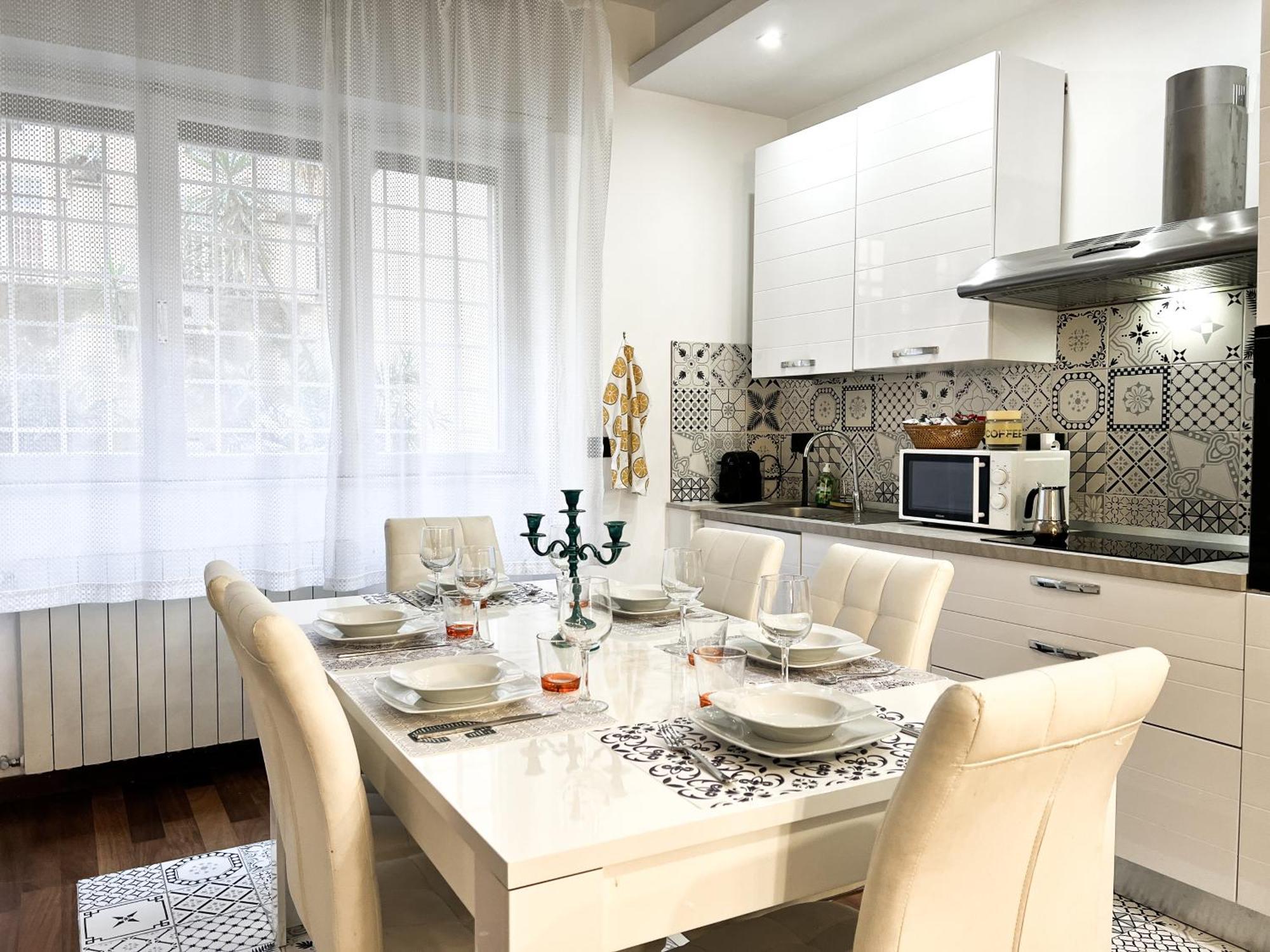 Unique House - 3 Bedrooms & 2 Bathrooms With 4 Beds - 100 Meters To The Metro A Rom Exterior foto